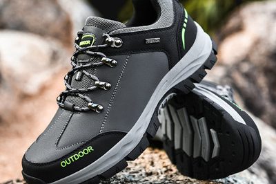 Hiking Shoes 400