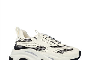 Custom sneaker size (22)