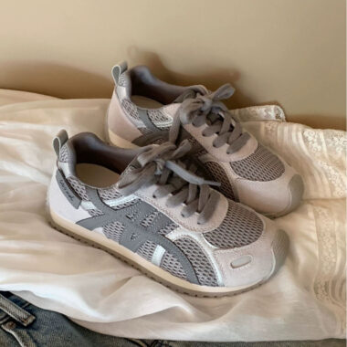 Retro breathable lightweight casual women sneakers bulk collection