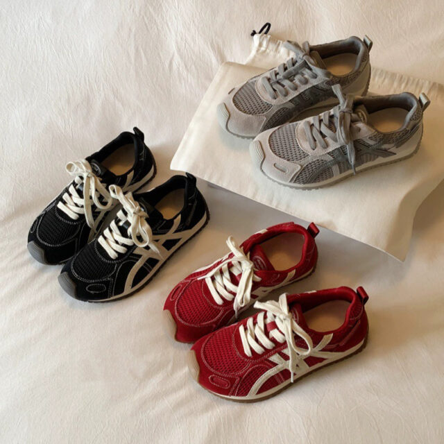 Retro breathable lightweight casual women sneakers bulk collection