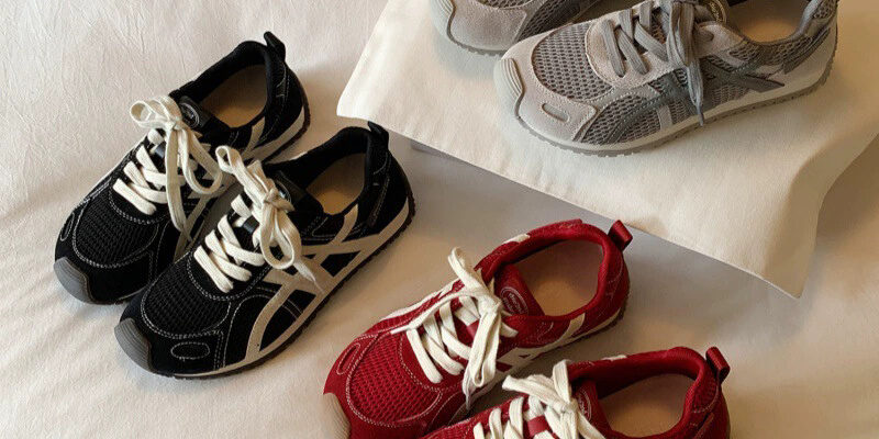 Retro breathable lightweight casual women sneakers bulk collection