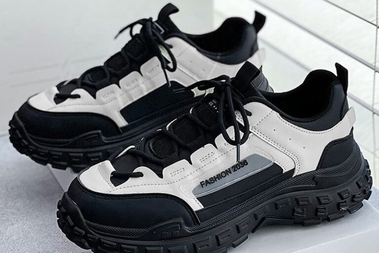 Collection of Stylish Latest Fashion Men Sneakers (1) Latest fashion casual men sneakers collection