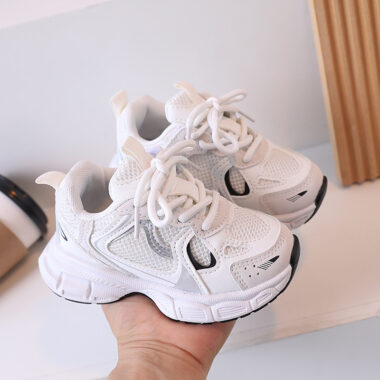 Hot-selling lightweight soft sole kids sneakers factory