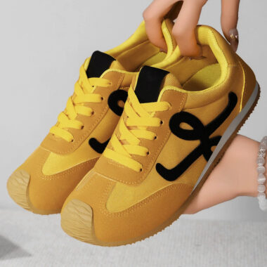 Lightweight breathable soft sole women sneakers manufacturer collection