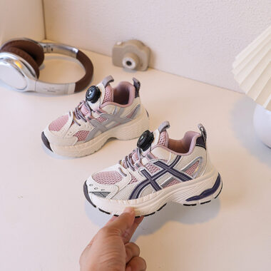 Anti-slip breathable kids sneakers factory collection