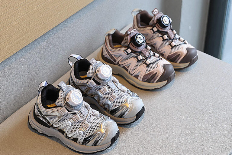 High-quality lightweight mesh kids sneakers supplier collection