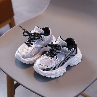 Breathable mesh kids sneakers wholesale collection