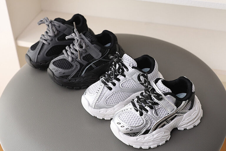 Wholesale Breathable Mesh Kids Sneakers Collection (5) Breathable mesh kids sneakers wholesale collection