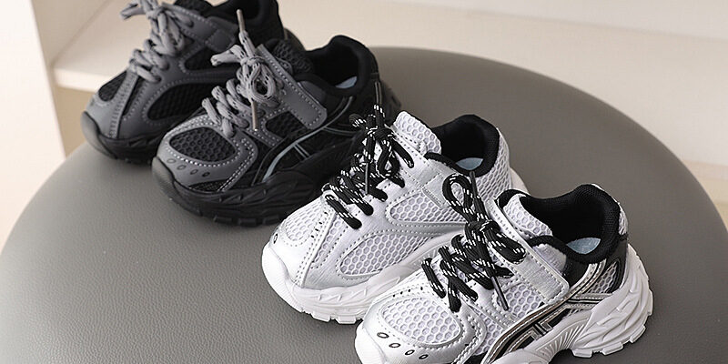Breathable mesh kids sneakers wholesale collection