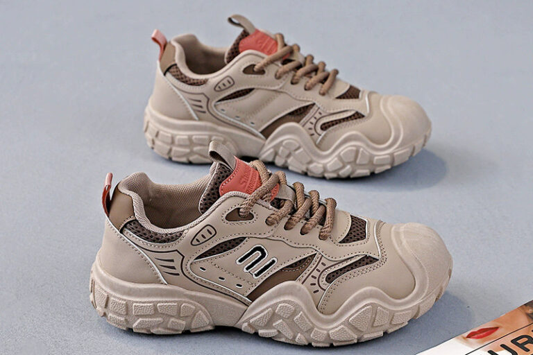 Wholesale Collection of Fashion Women Sneakers (6) Hot-selling breathable women sneakers wholesale collection