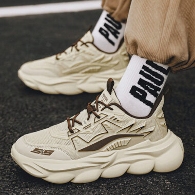 Wholesale casual fashion men sneakers collection