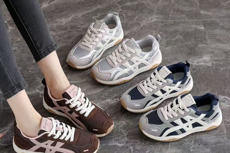 Autumn Lightweight Soft Sole Mesh Casual Women Sneakers