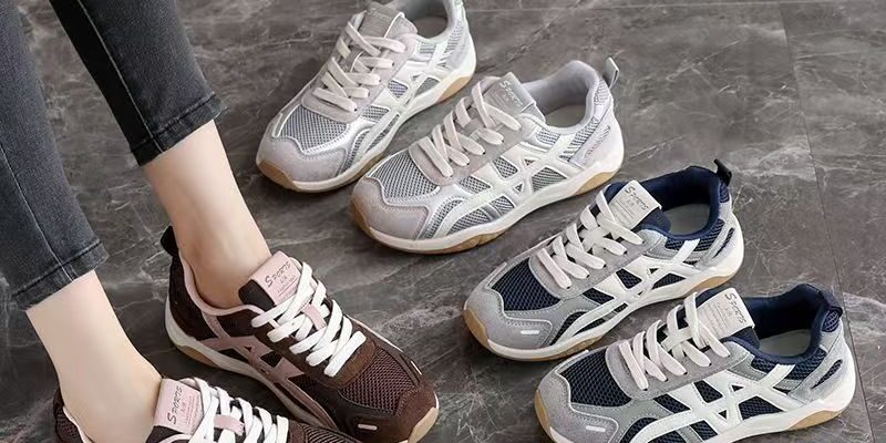 Autumn Lightweight Soft Sole Mesh Casual Women Sneakers