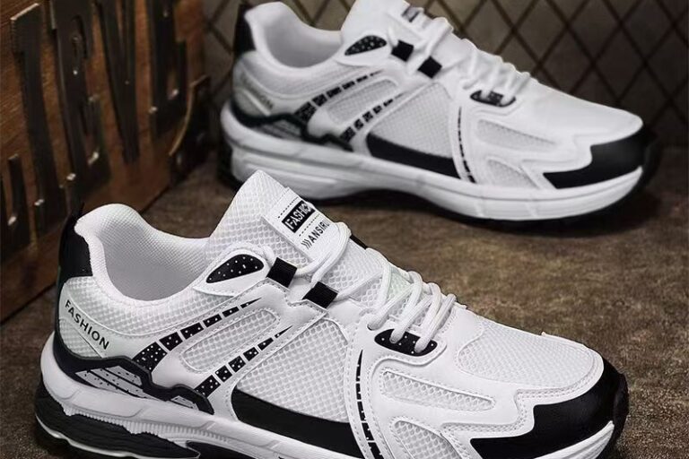 Autumn Outdoor Breathable Mesh Anti Slip Men Sneakers