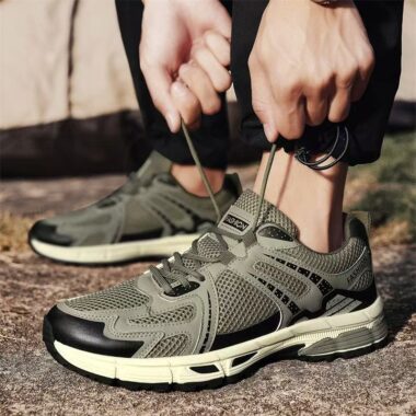 Autumn Outdoor Breathable Mesh Anti Slip Men Sneakers