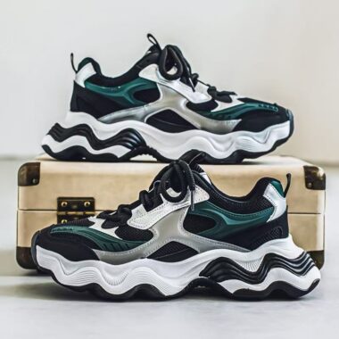 Breathable Mesh Platform Height Increasing Men Sneakers