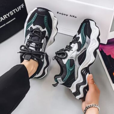 Breathable Mesh Platform Height Increasing Men Sneakers