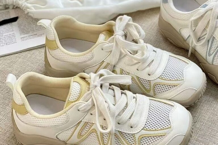 Breathable Mesh Soft Sole Women Sneakers (5) Breathable Mesh Soft Sole Casual Women Sneakers Factory