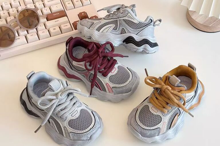 Casual Mesh Breathable Kids Sneakers for Spring (2) Spring Versatile Casual Mesh Breathable Kids Sneakers Wholesale