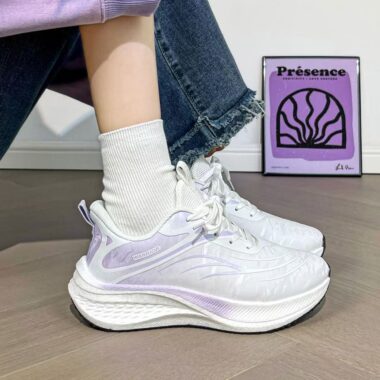 Lightweight Breathable Shock-Absorbing Women Running Sneakers