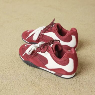 Autumn Winter Lightweight Soft Sole Casual Women Sneakers