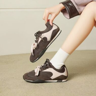 Autumn Winter Lightweight Soft Sole Casual Women Sneakers