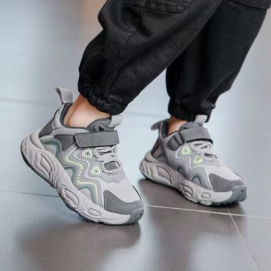 Spring Autumn Breathable Leather Boys Kids Sneakers Manufacturer