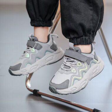 Spring Autumn Breathable Leather Boys Kids Sneakers Manufacturer