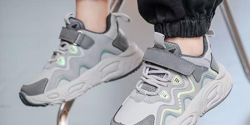 Spring Autumn Breathable Leather Boys Kids Sneakers Manufacturer