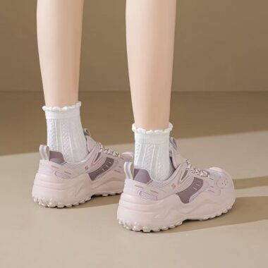 Outdoor Breathable Mesh Lightweight Women Sneakers Factory