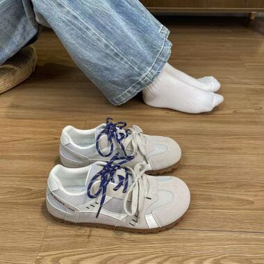 Retro Spring Casual Versatile Women Sneakers Wholesale