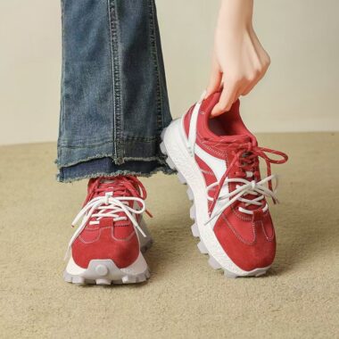 Autumn Retro Lightweight Casual Versatile Women Sneakers