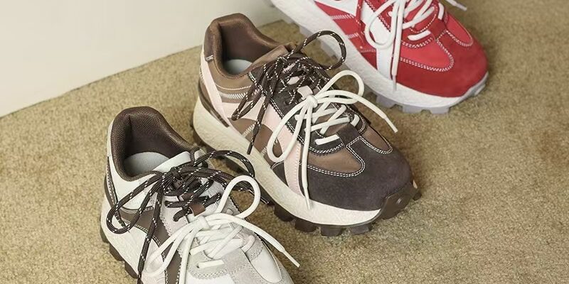 Autumn Retro Lightweight Casual Versatile Women Sneakers