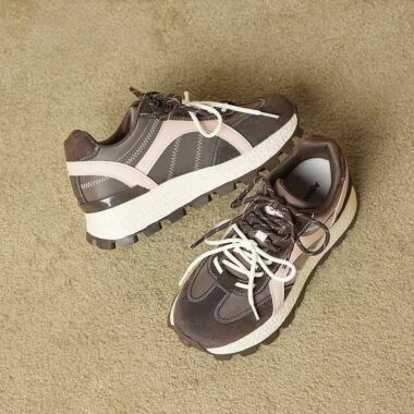 Autumn Retro Lightweight Casual Versatile Women Sneakers