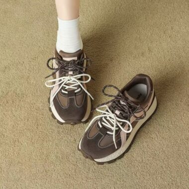 Autumn Retro Lightweight Casual Versatile Women Sneakers