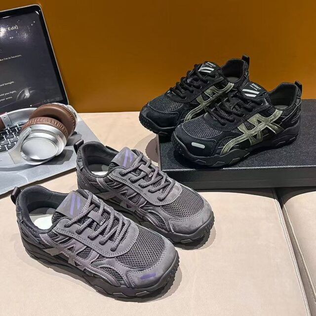 Retro Lightweight Soft Sole Running Women Sneakers Factory