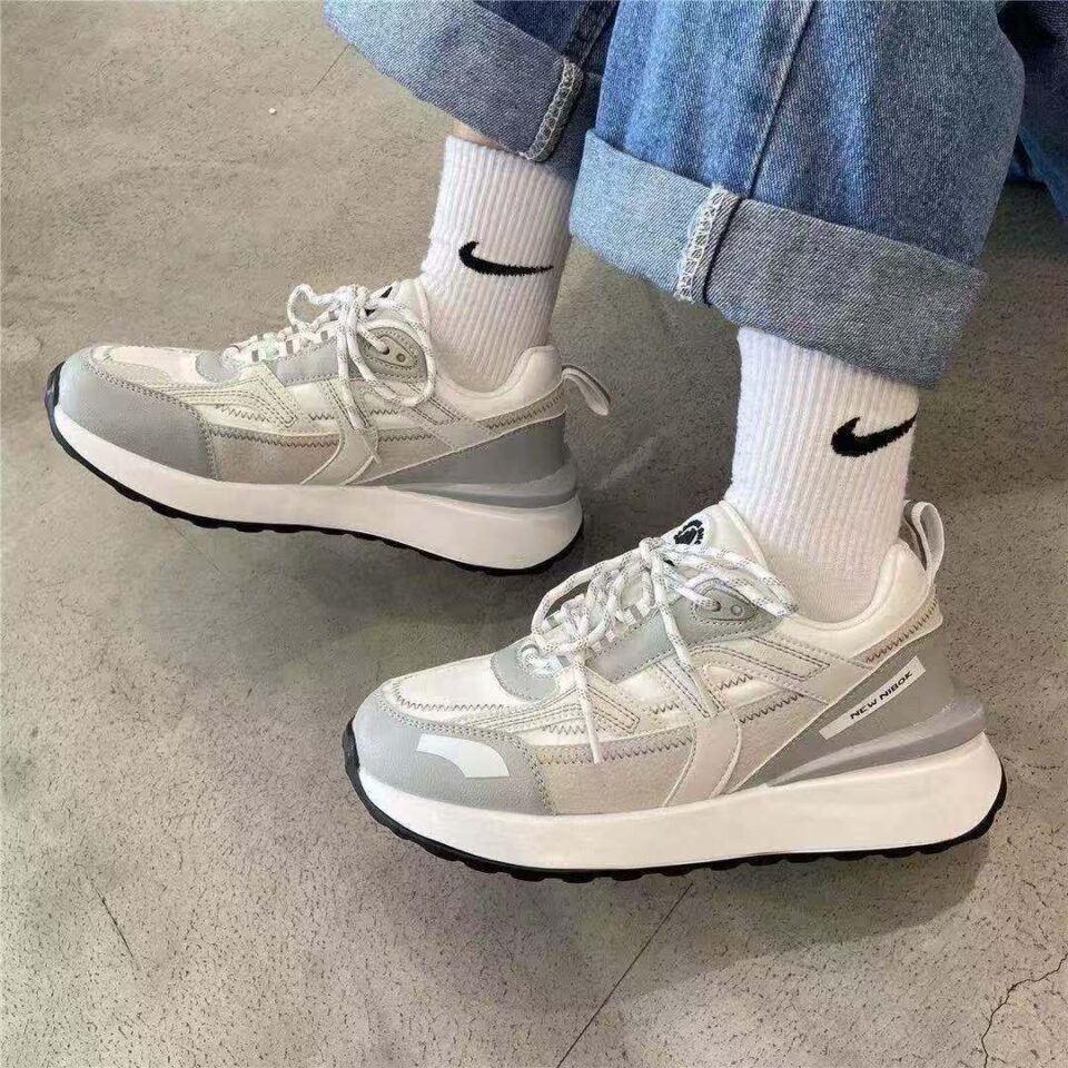 Retro Autumn Platform Running Women Sneakers Wholesale