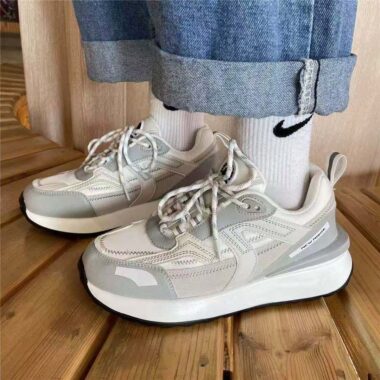 Retro Autumn Platform Running Women Sneakers Wholesale