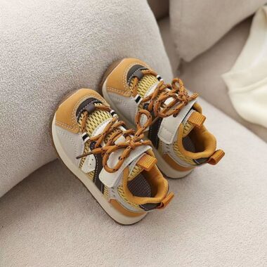 Anti-Slip Soft Sole Mesh Breathable Kids Sneakers Wholesale