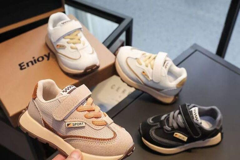 Ultra-Light Anti-Slip Casual Kids Sneakers (4) Spring Autumn Ultra-Light Anti-Slip Casual Kids Sneakers Wholesale