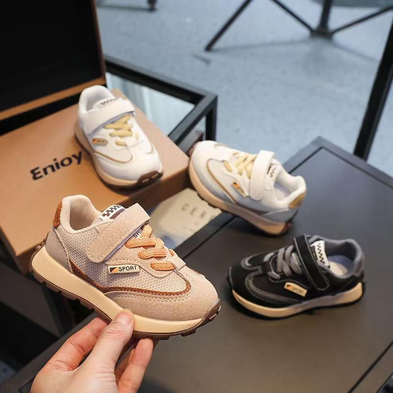 Spring Autumn Ultra-Light Anti-Slip Casual Kids Sneakers Wholesale