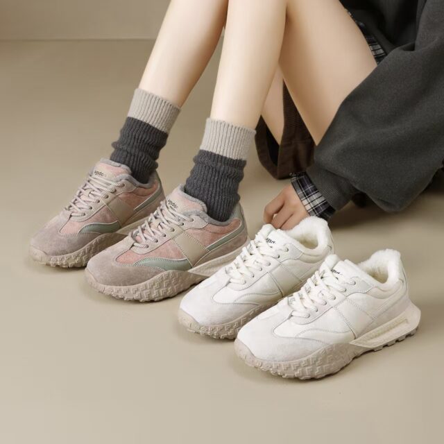 Winter Warm Fur Lined Soft Sole Casual Women Sneakers