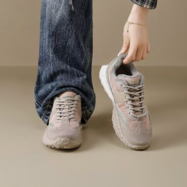 Winter Warm Fur Lined Soft Sole Casual Women Sneakers