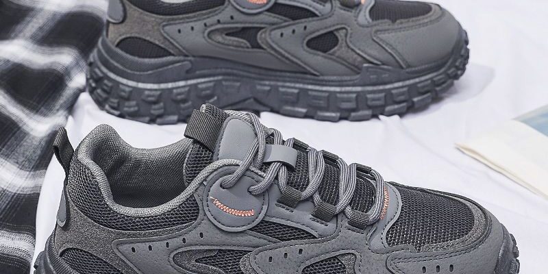 breathable mesh thick sole non-slip running men sneakers